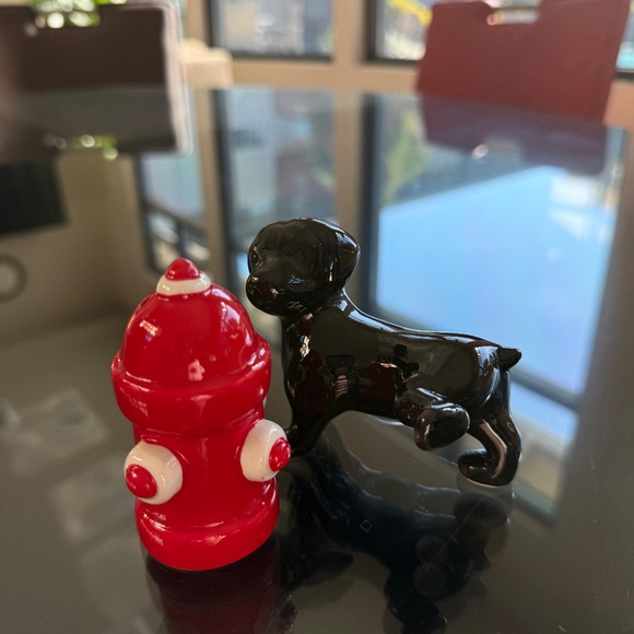 Salt & Pepper Shakers - Picture 2 of 3